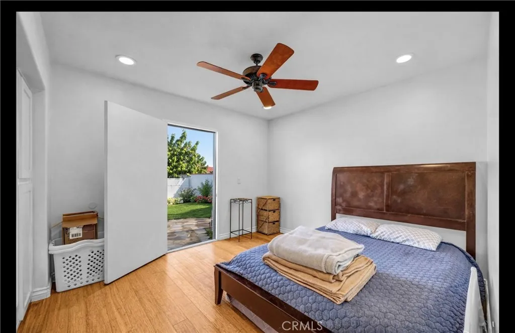 1647 W 215th, Torrance, California 90501 home-pic-14