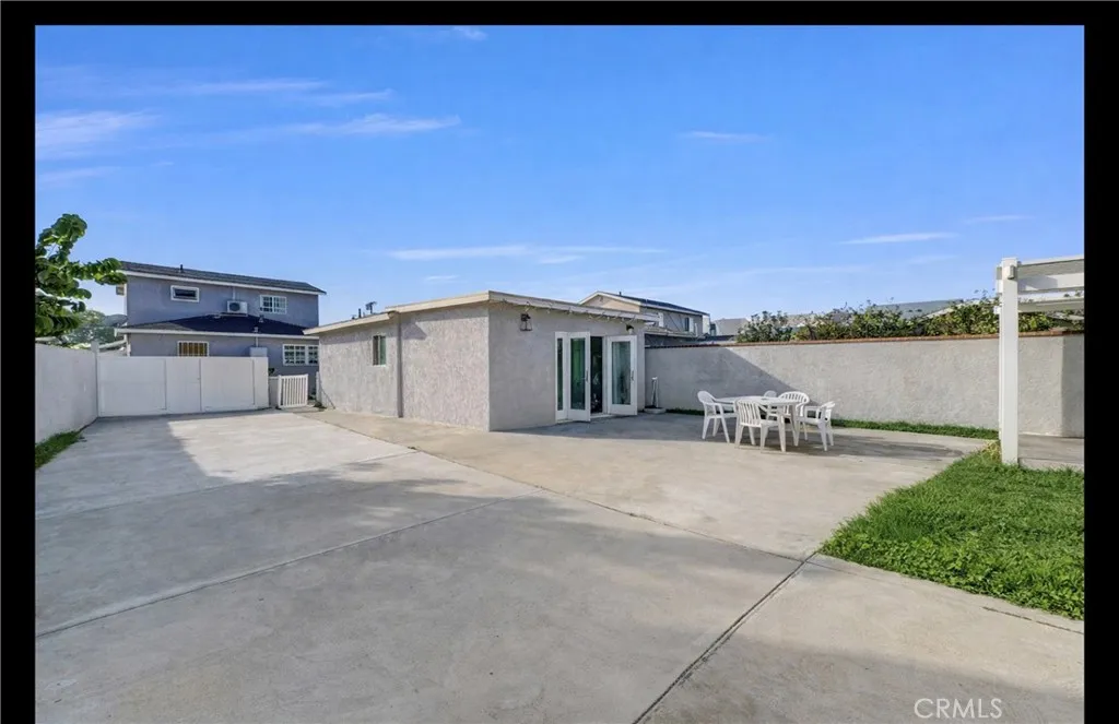 1647 W 215th, Torrance, California 90501 home-pic-30