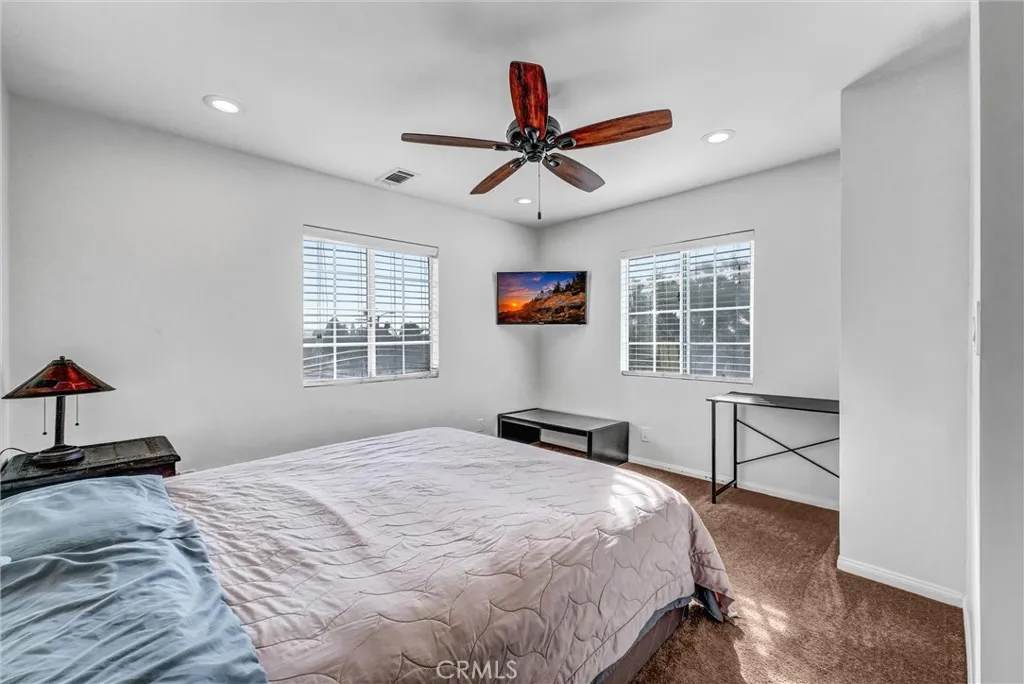 1647 W 215th, Torrance, California 90501 home-pic-23