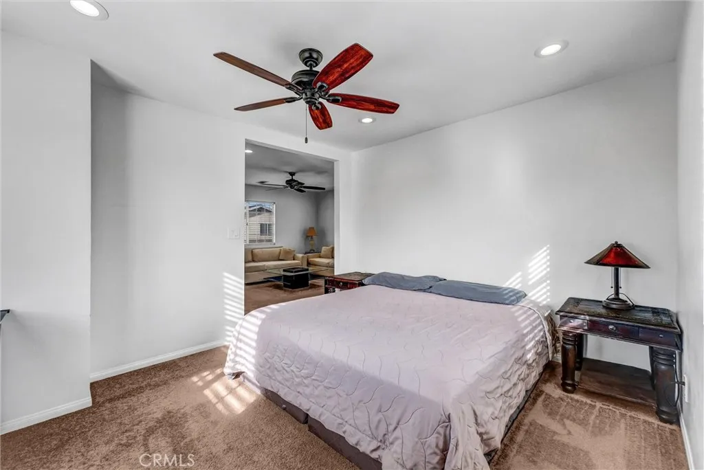 1647 W 215th, Torrance, California 90501 home-pic-24