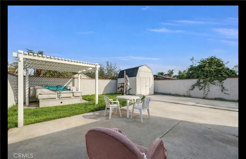 1647 W 215th, Torrance, California 90501 home-pic-29
