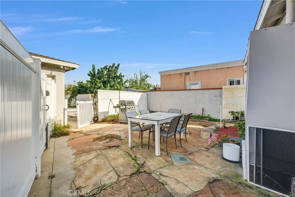 1647 W 215th, Torrance, California 90501 home-pic-28