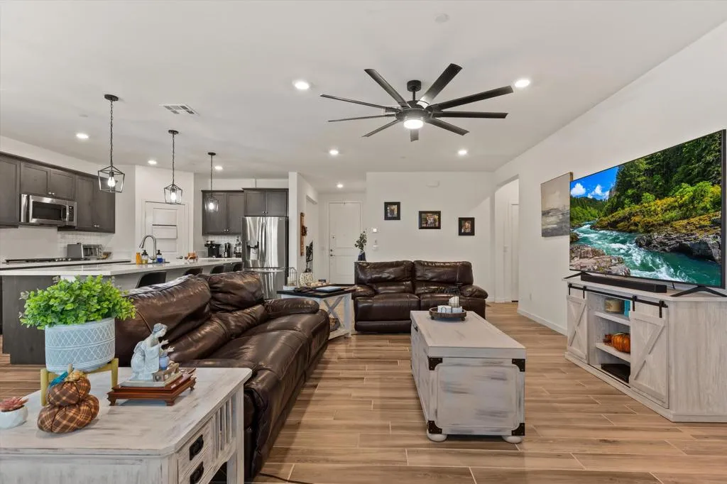 40647 Galileo Street, Indio, California 92203 home-pic-5