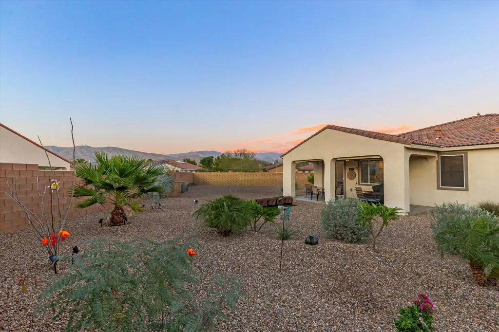 40647 Galileo Street, Indio, California 92203 home-pic-20