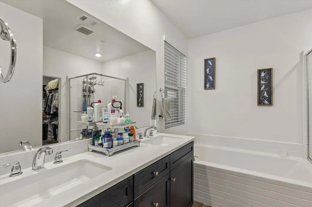 40647 Galileo Street, Indio, California 92203 home-pic-18