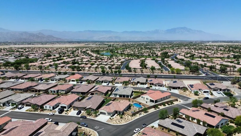 40647 Galileo Street, Indio, California 92203 home-pic-31