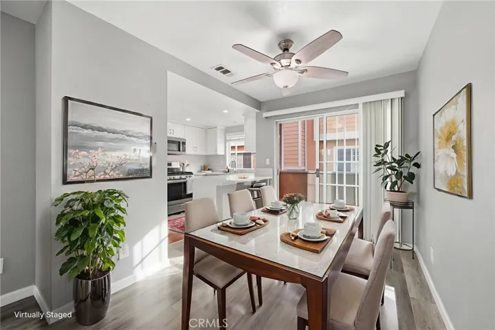 Dinning Room (Virtually Staged)