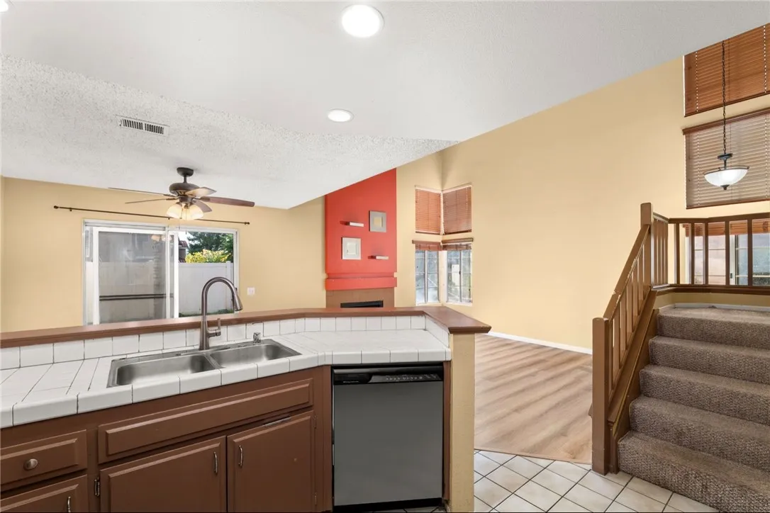 1120 Portofino Court 104, Corona, California 92881 home-pic-11