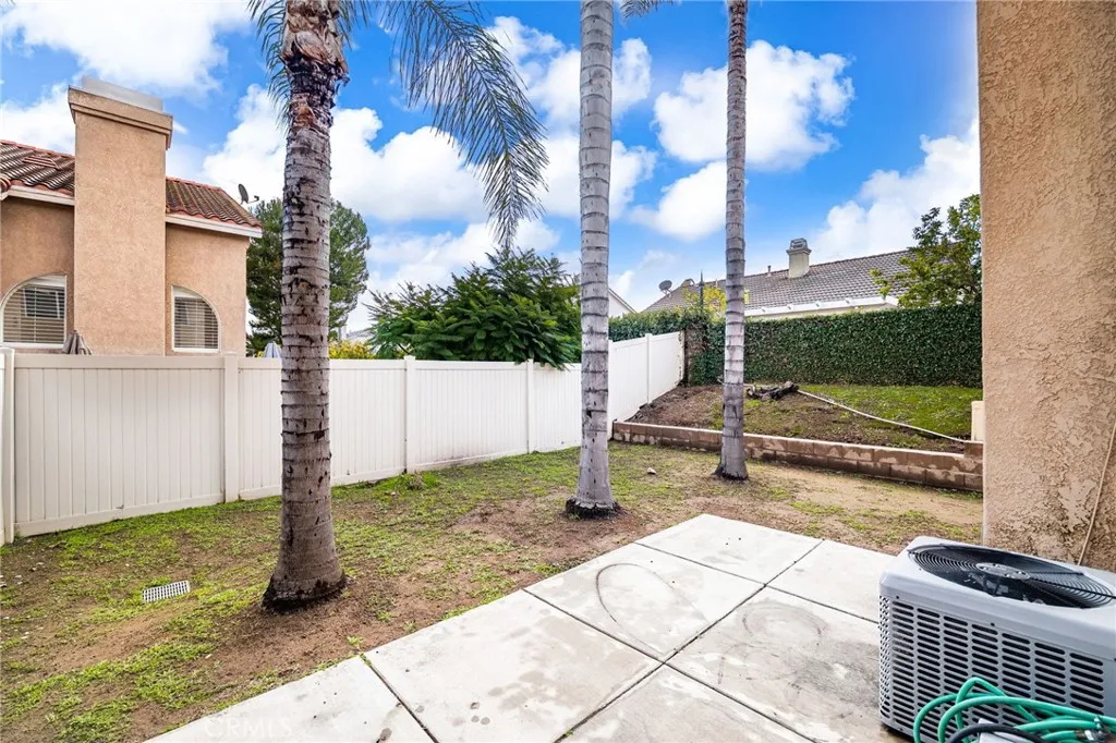 1120 Portofino Court 104, Corona, California 92881 home-pic-29