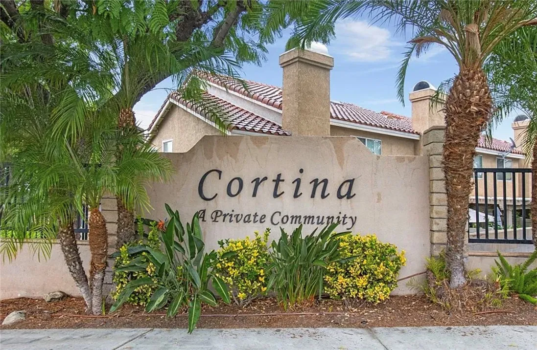 1120 Portofino Court 104, Corona, California 92881 home-pic-1