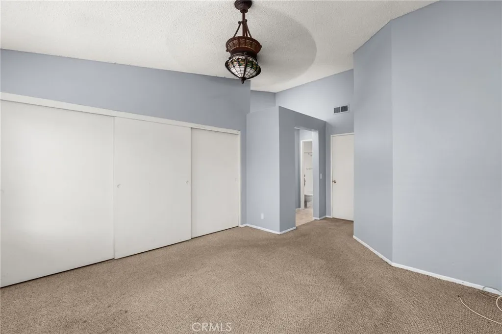 1120 Portofino Court 104, Corona, California 92881 home-pic-24