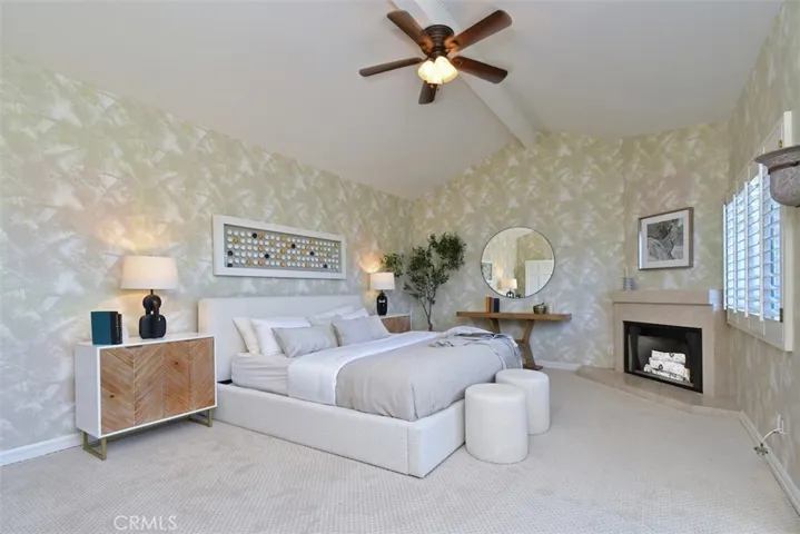 5070 Avenida Oriente, Tarzana, California 91356