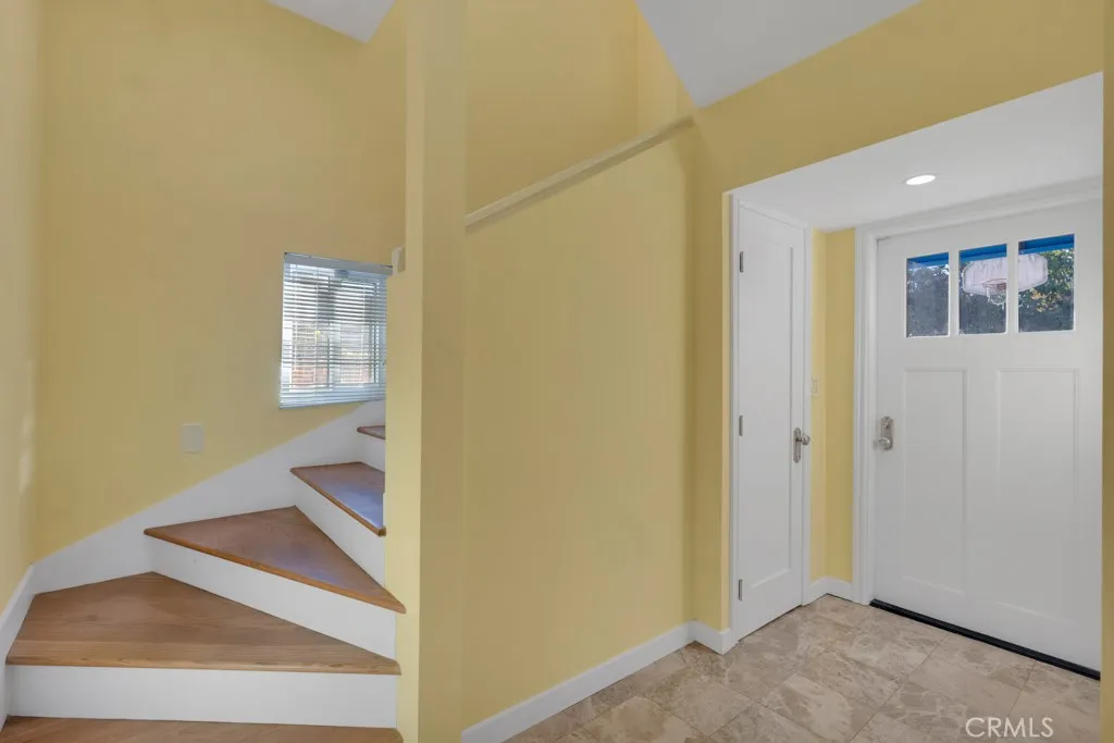 5858 Abernathy, Los Angeles, California 90045 home-pic-16