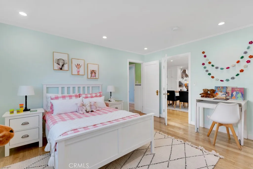 5858 Abernathy, Los Angeles, California 90045 home-pic-27