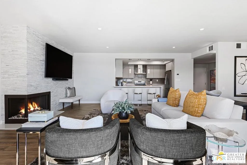 910 Island Drive 401, Rancho Mirage, California 92270 home-pic-6