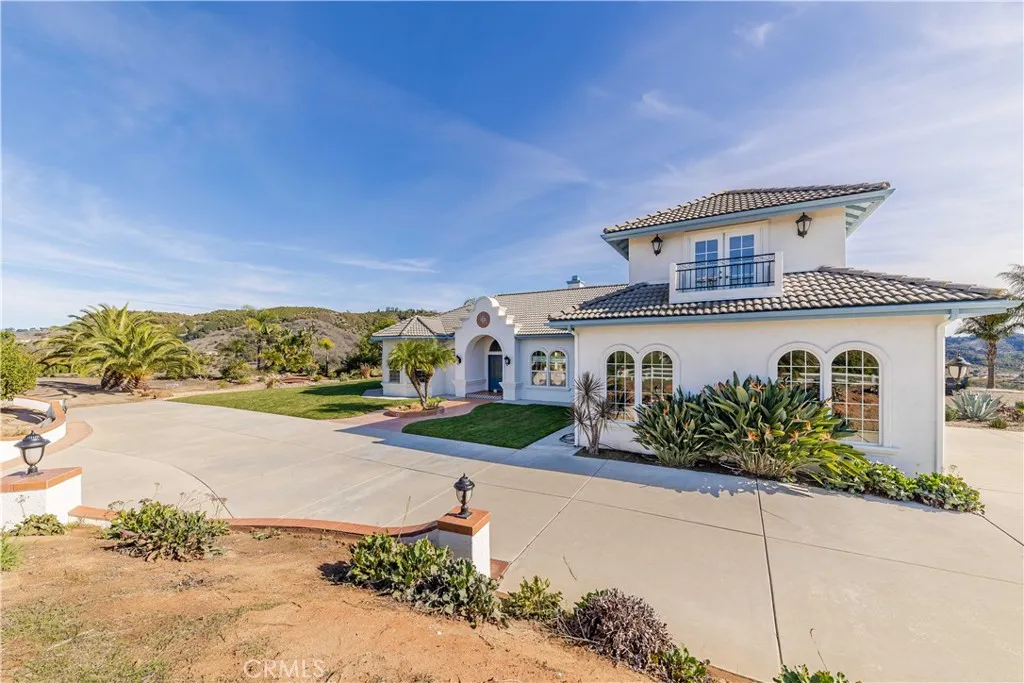 25025 Las Palmeras Dr, Temecula, California 92590 home-pic-59