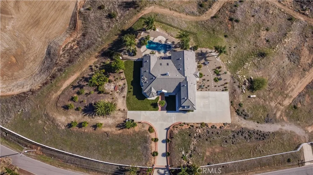 25025 Las Palmeras Dr, Temecula, California 92590 home-pic-64
