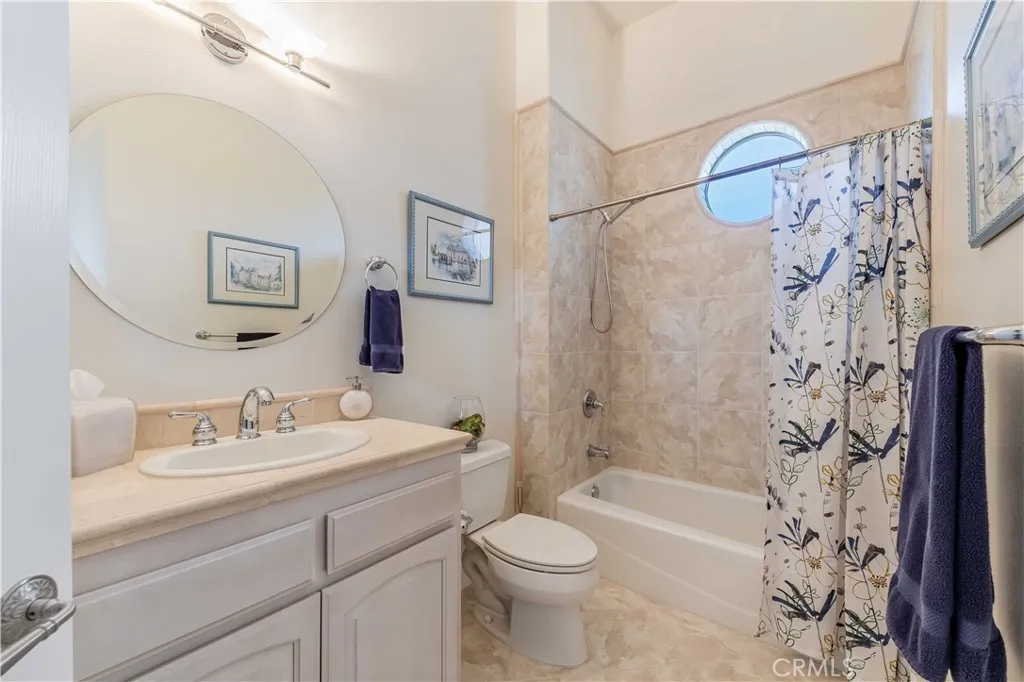 25025 Las Palmeras Dr, Temecula, California 92590 home-pic-27