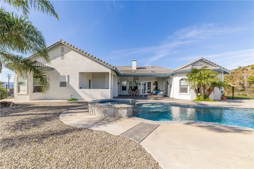 25025 Las Palmeras Dr, Temecula, California 92590 home-pic-47