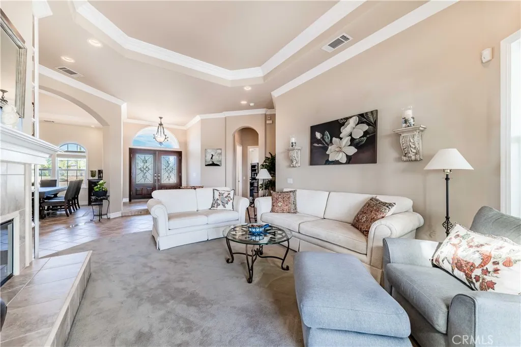 25025 Las Palmeras Dr, Temecula, California 92590 home-pic-9