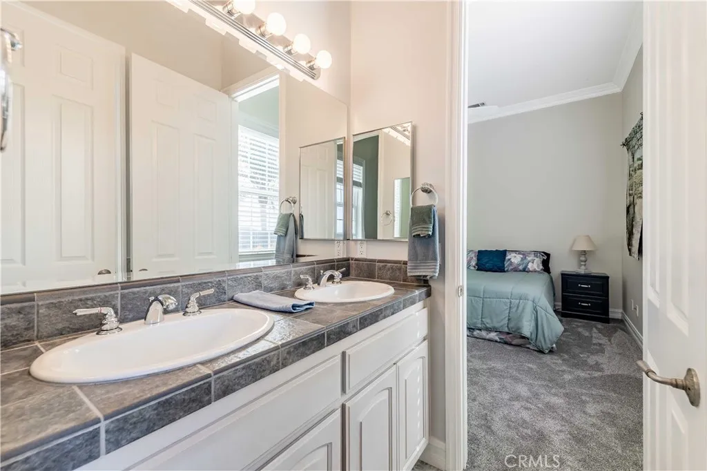 25025 Las Palmeras Dr, Temecula, California 92590 home-pic-29