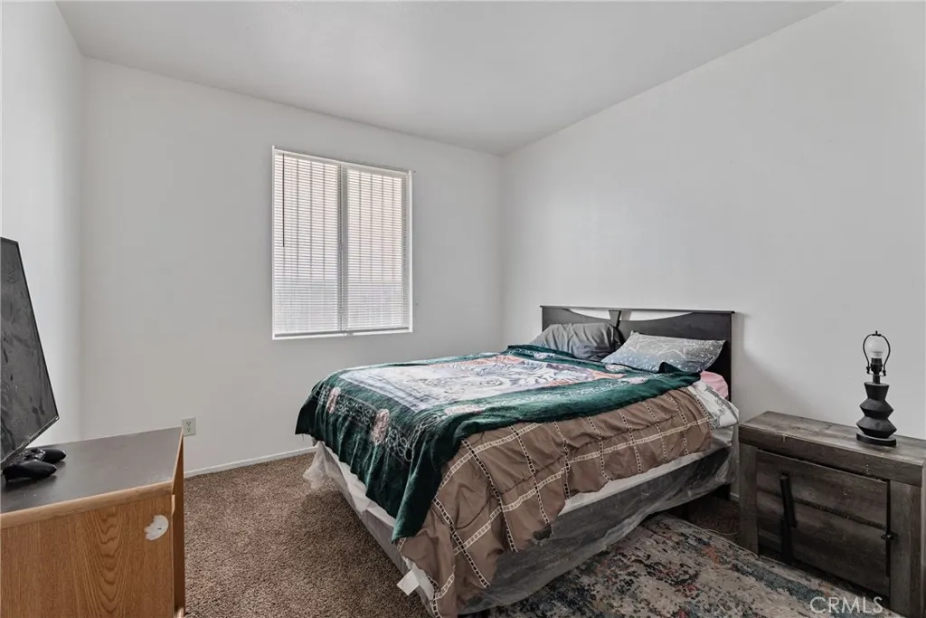 9171 Ravenswood, Hesperia, California 92344 home-pic-20
