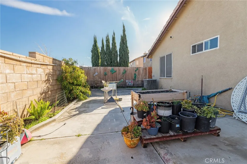 9171 Ravenswood, Hesperia, California 92344 home-pic-23