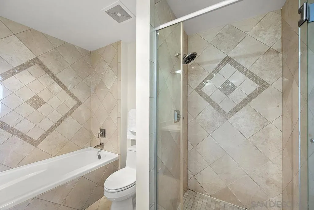 700 W E Street 2802, San Diego, California 92101 home-pic-29