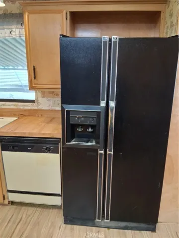 Refrigerator included