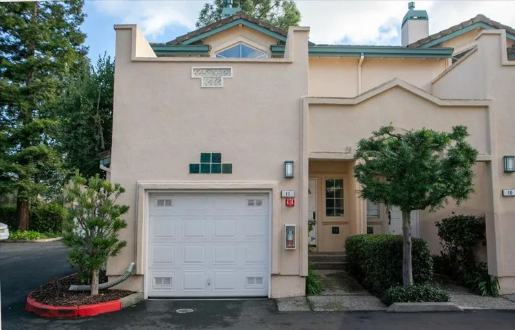 4173 El Camino Real 11, Palo Alto, California 94306