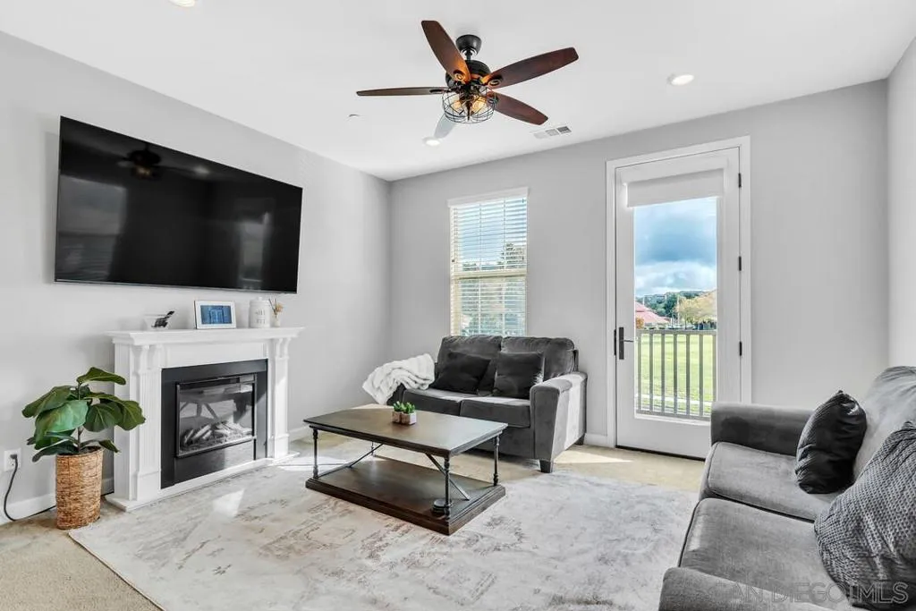 21512 Harmony Village Drive, Escondido, California 92029 home-pic-24
