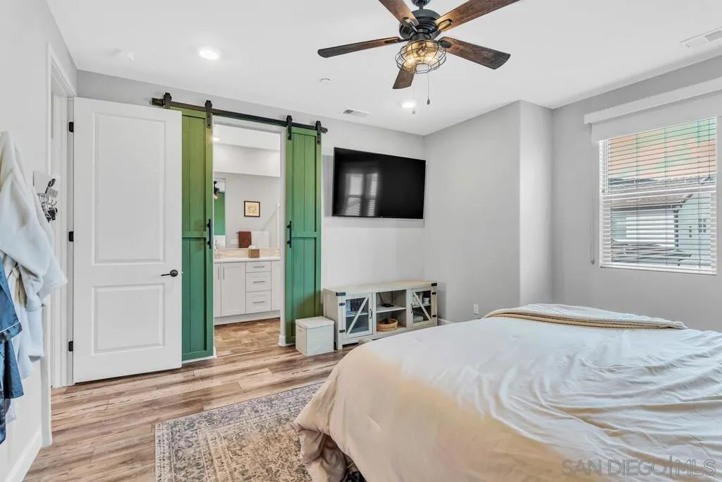21512 Harmony Village Drive, Escondido, California 92029 home-pic-30