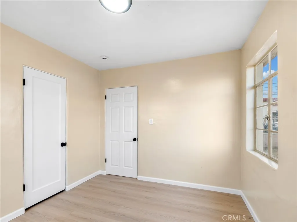 16762 Merrill Street, Victorville, California 92395 home-pic-17