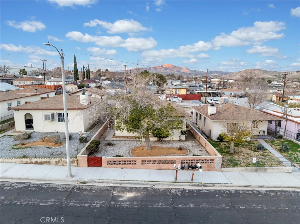 16762 Merrill Street, Victorville, California 92395 home-pic-24