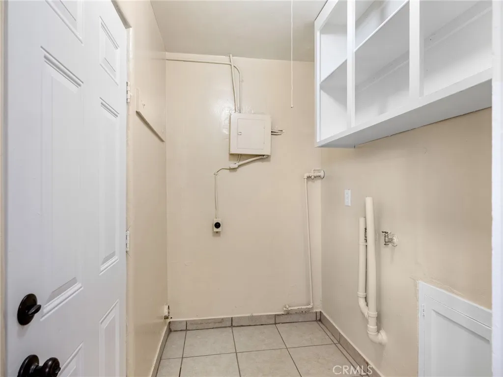 16762 Merrill Street, Victorville, California 92395 home-pic-13