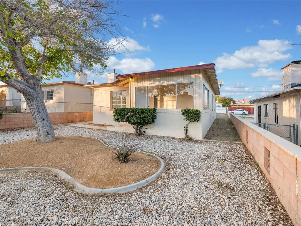16762 Merrill Street, Victorville, California 92395 home-pic-30