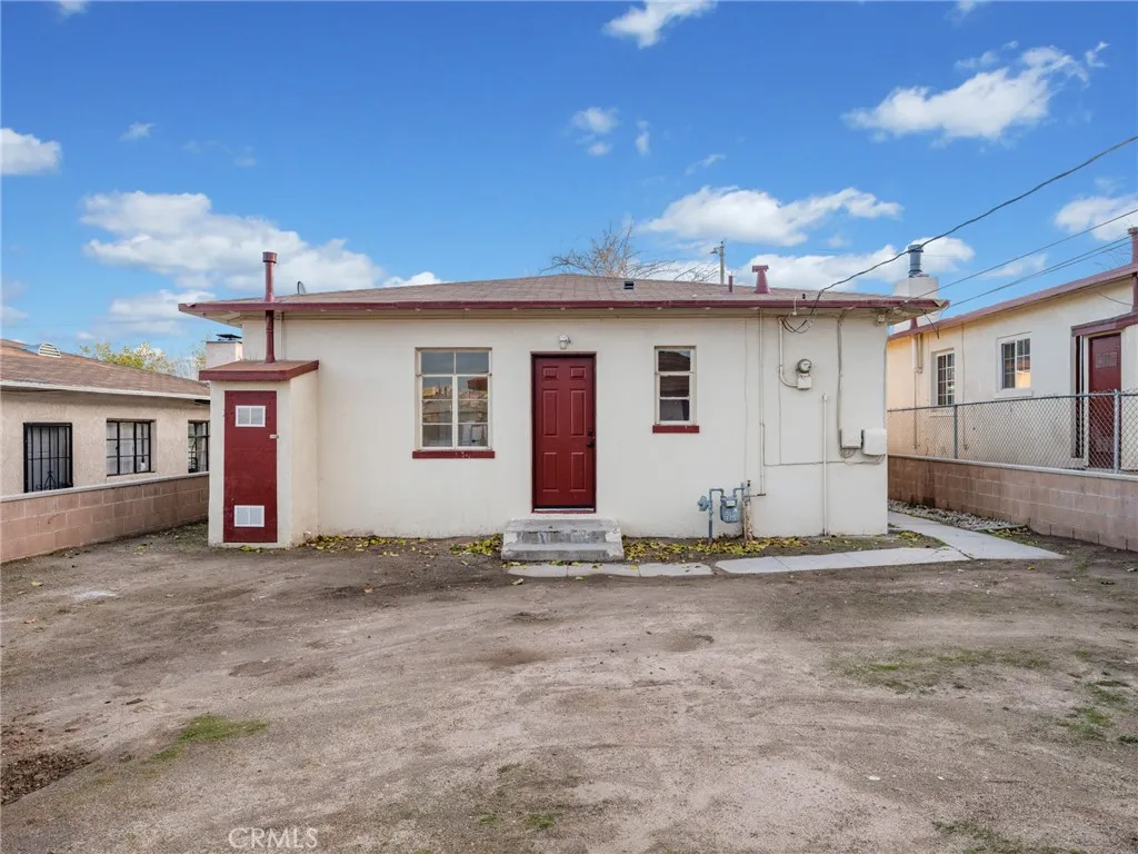 16762 Merrill Street, Victorville, California 92395 home-pic-27