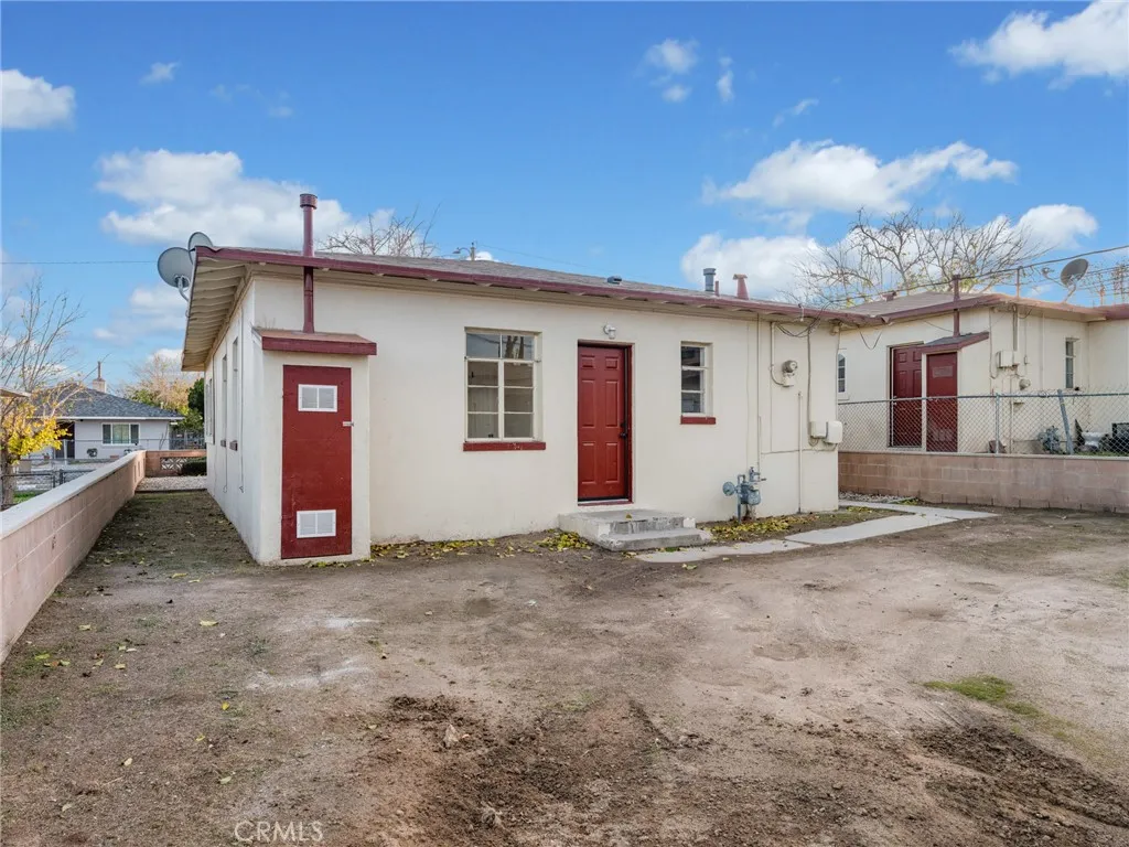 16762 Merrill Street, Victorville, California 92395 home-pic-28