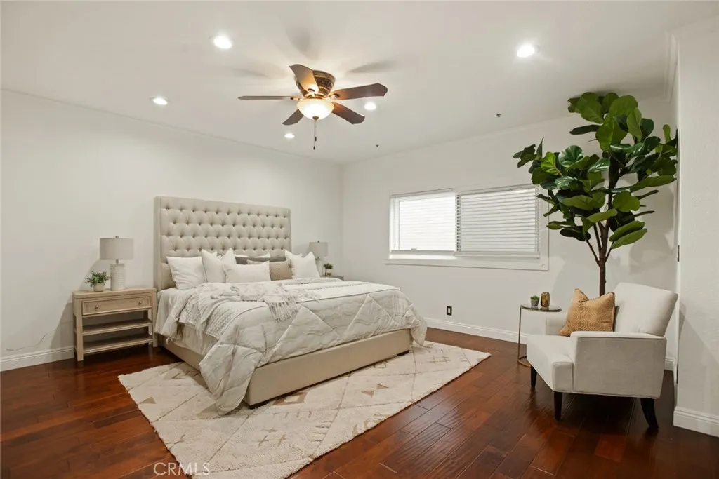 4355 Ventura Canyon 103, Sherman Oaks, California 91423 home-pic-3