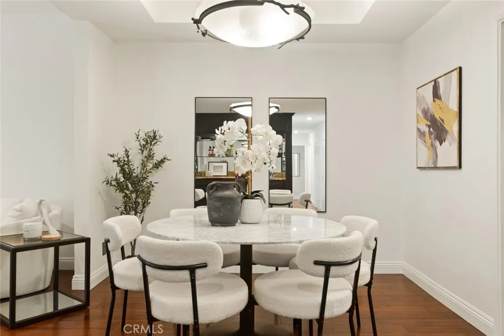 4355 Ventura Canyon 103, Sherman Oaks, California 91423 home-pic-25
