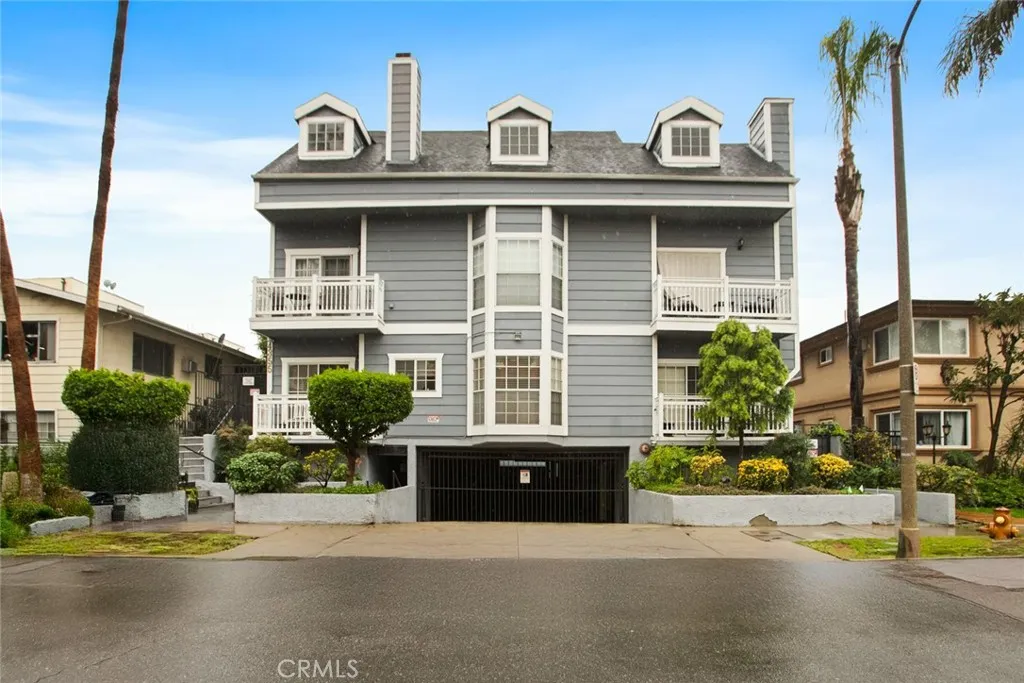 4355 Ventura Canyon 103, Sherman Oaks, California 91423 home-pic-1