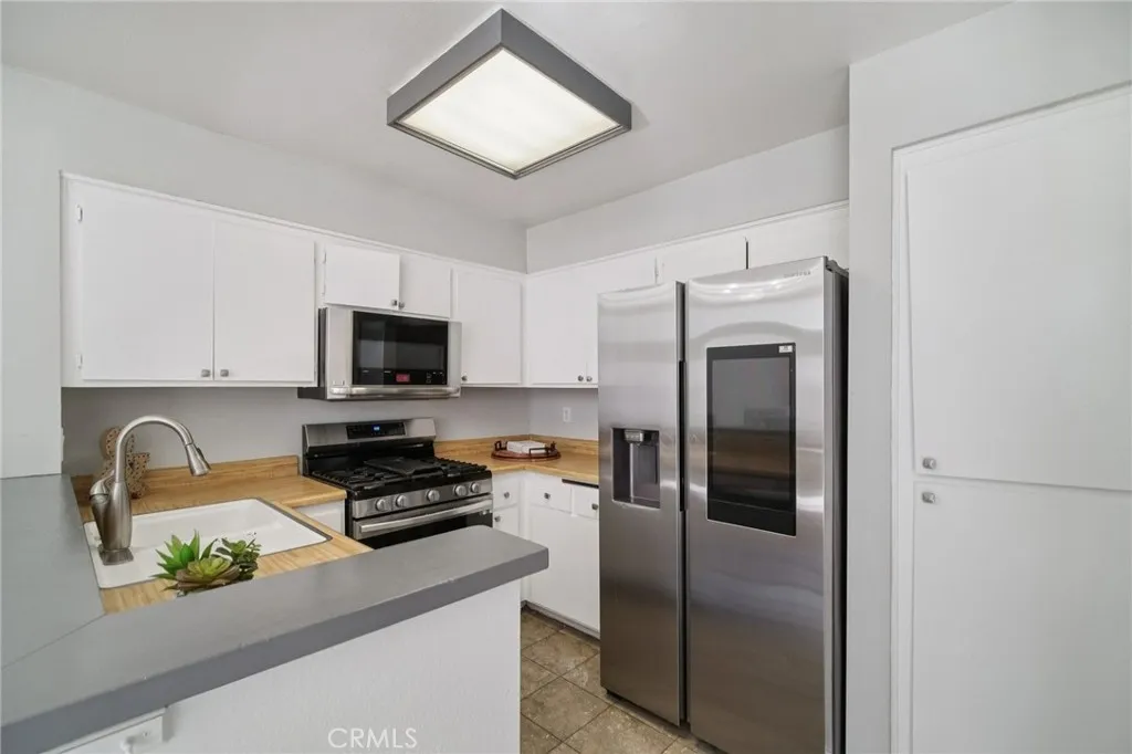 1730 Sinaloa Road 308, Simi Valley, California 93065 home-pic-17