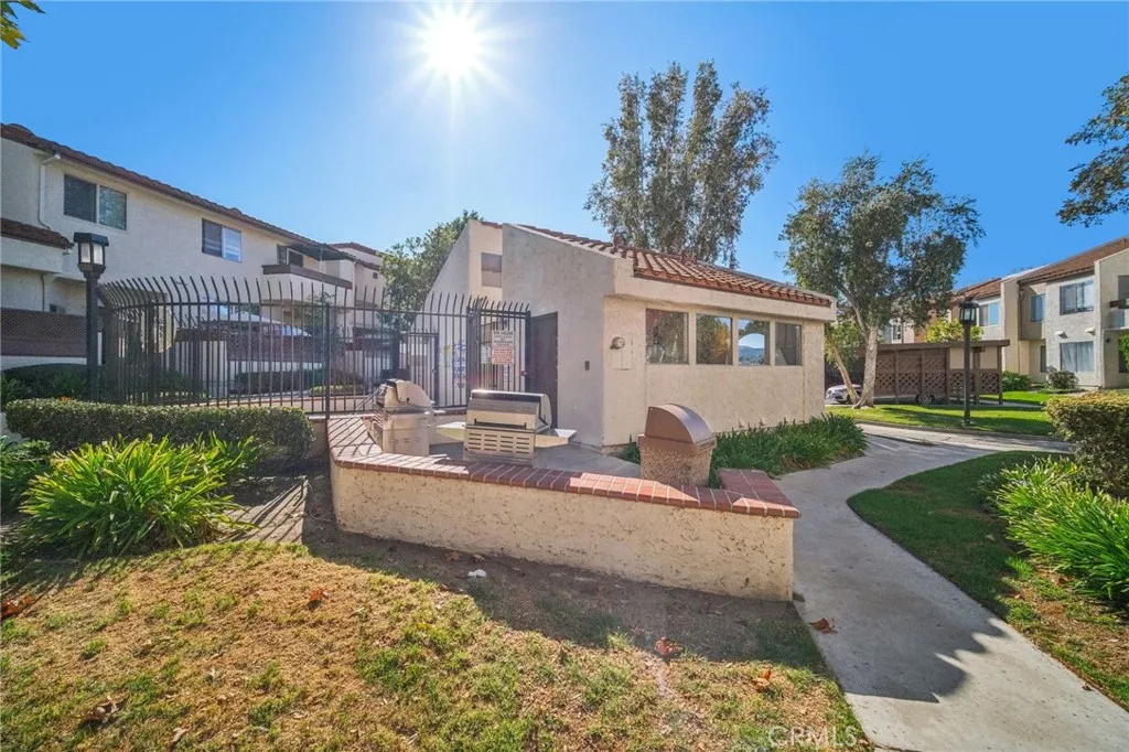 1730 Sinaloa Road 308, Simi Valley, California 93065 home-pic-36