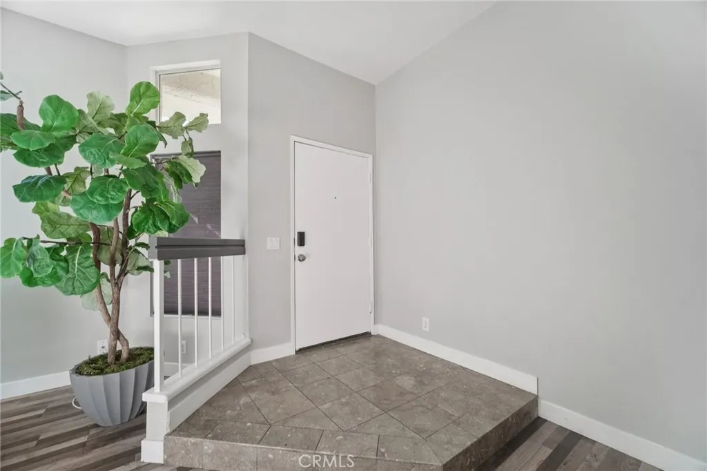 1730 Sinaloa Road 308, Simi Valley, California 93065 home-pic-9