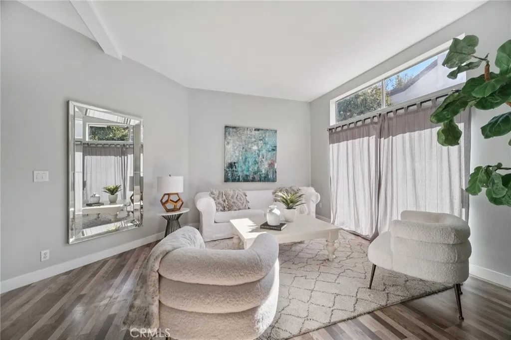 1730 Sinaloa Road 308, Simi Valley, California 93065 home-pic-11