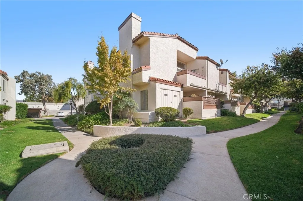 1730 Sinaloa Road 308, Simi Valley, California 93065 home-pic-6