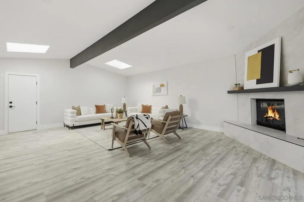 4657 Pocahontas Ave, San Diego, California 92117 home-pic-19
