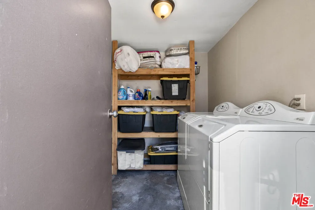 1414 W 54th Street, Los Angeles, California 90062 home-pic-30