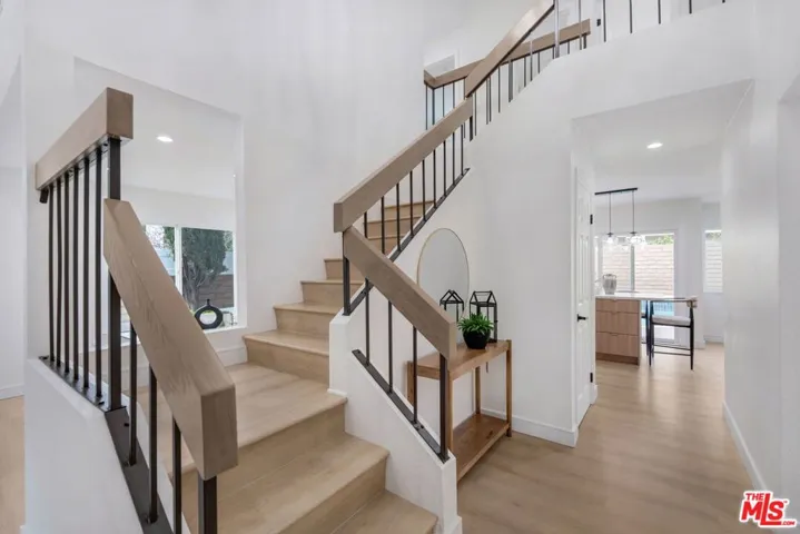 20657 Septo Street, Chatsworth, California 91311