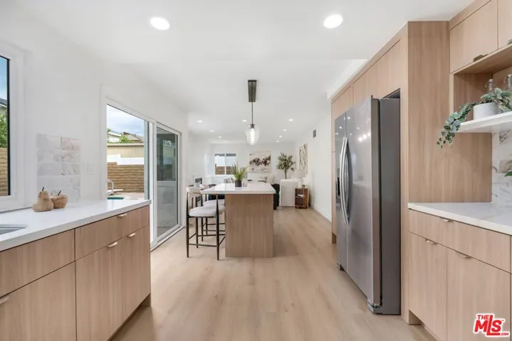 20657 Septo Street, Chatsworth, California 91311